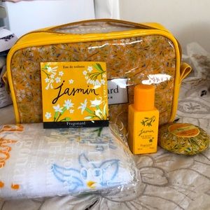 Fragonard Jasmin Makeup Bag Bath Set